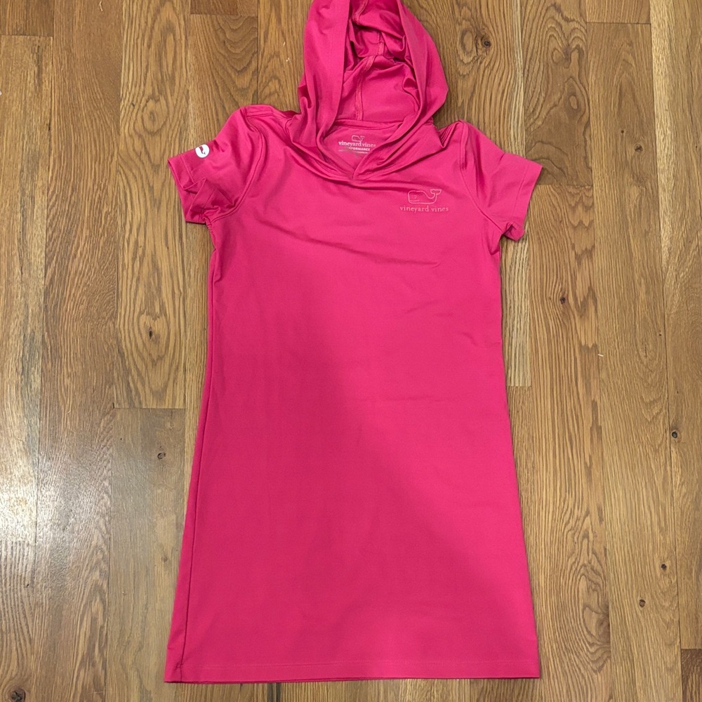 Vineyard Vines Vibrant Pink Performance Hooded Dress